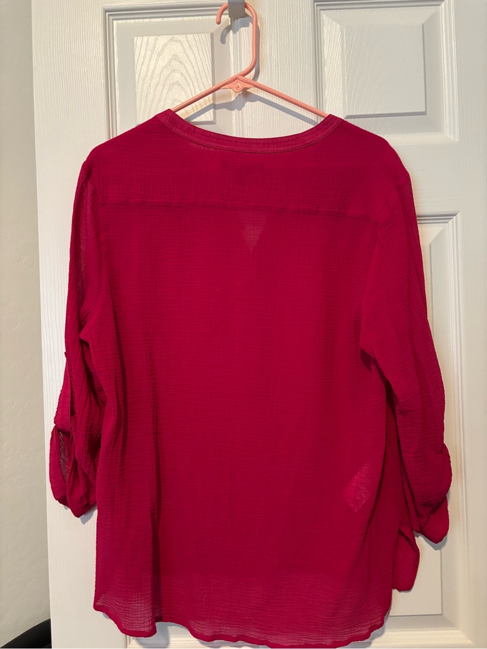 Tommy Bahama Coral Split-Neck Women’s Blouse + Magenta 2 for 1! - Picture 4 of 4